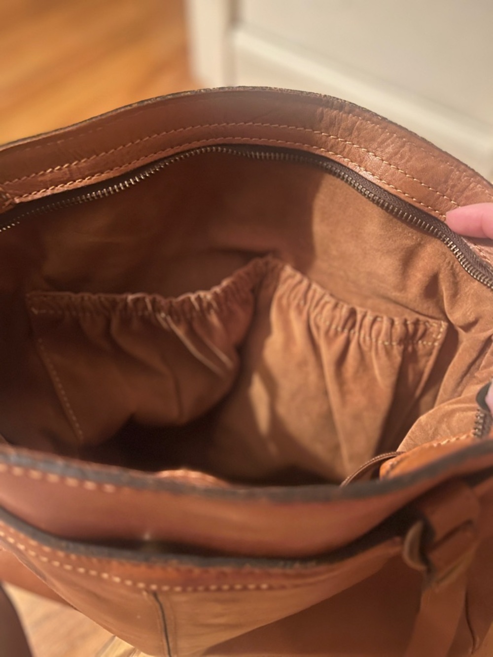 Patricia Nash Poppy Tote Handbag in Tooled Florence Leather - Picture 7 of 16